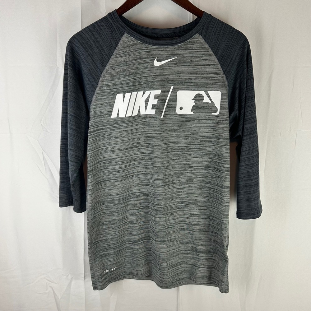 Nike MLB Training Shirt Mens Small Gray Black 3/4 Sleeve Dri-FIT AA8260-010 - Picture 1 of 9